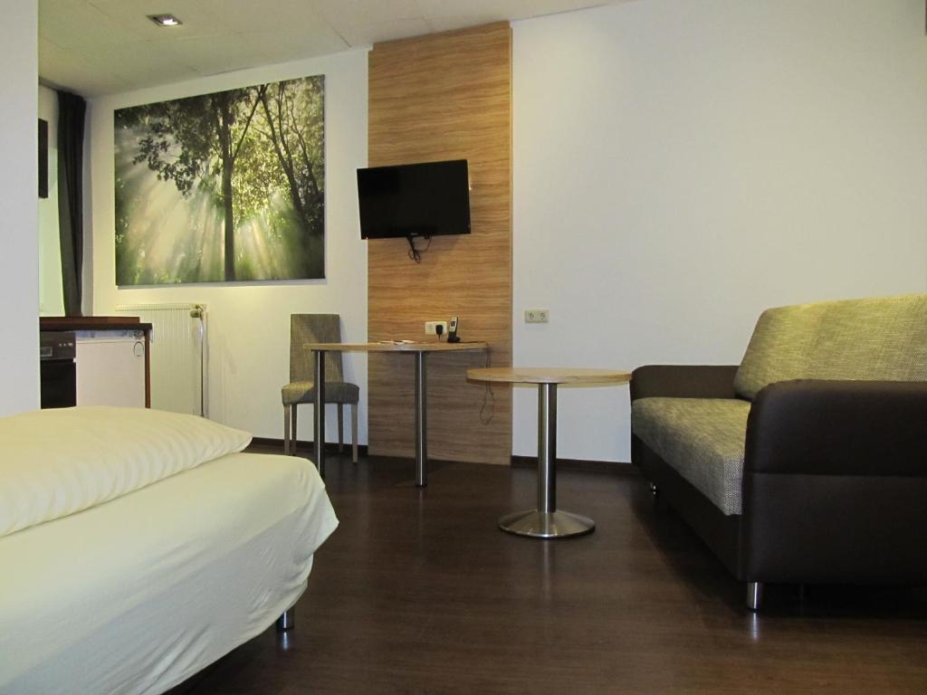 Zum Treppche Hotel Garni Gladenbach Habitación foto